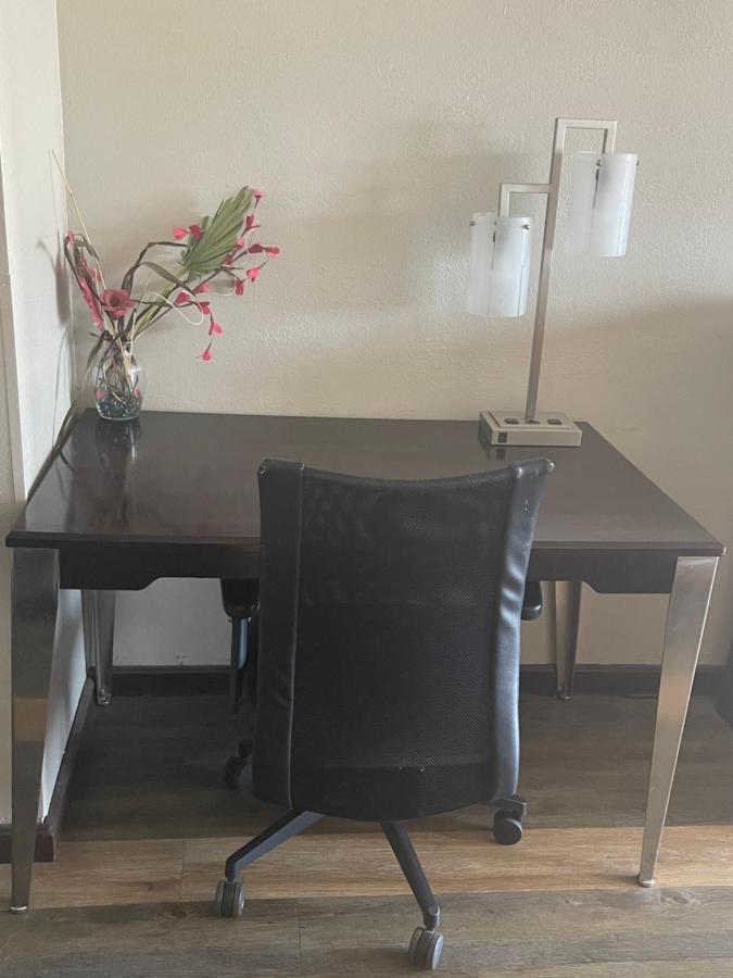 Royal Inn&Suites Mountain Grove Bagian luar foto