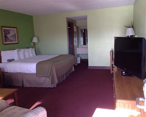 Royal Inn&Suites Mountain Grove Bagian luar foto
